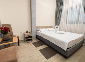 IPN ROOMs，位于Mahala的酒店