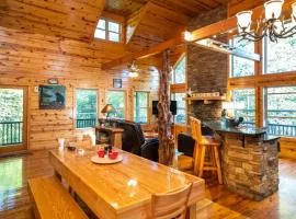 Cabin w Game Room Near Creek & Helen GA