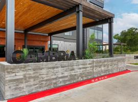 Cambria Hotel Austin Airport，位于奥斯丁-博格斯多姆机场 - AUS附近的酒店