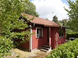 4 person holiday home in Brastad，位于布拉斯泰德的酒店