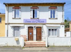 COMME A LA MAISON，位于Espéraza的酒店
