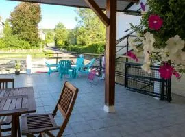 Appartement confortable à Arinthod avec jardin, 55 m²
