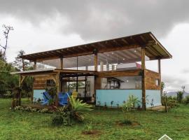 Chocó 701 La Reserva- Casa Loft，位于Culantropamba的酒店