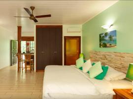拉迪格自助公寓酒店，位于拉迪格岛的海滩短租房