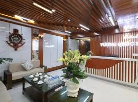 Vương Quốc 3 Hotel