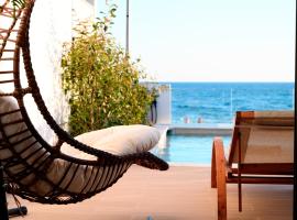 Villa Dorra Coast Suites，位于卡纳里奥的别墅