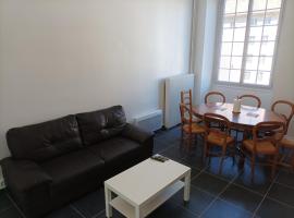 O'Couvent - Appartement 97 m2 - 4 chambres - A514，位于萨兰莱班的家庭/亲子酒店