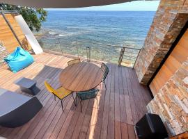 maison de bord de mer cap corse，位于Santa-Maria-di-Lota的酒店