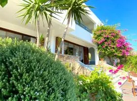 Beach house set in a beautiful bay