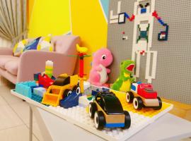 Legoland-Happy Wonder Suite,Elysia-8pax,100MBS，位于努沙再也的度假村