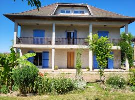 LOU GRAOU CHEPRE gîte d'étape，位于Chandon的酒店