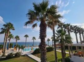 伊琳娜海滩公寓式酒店