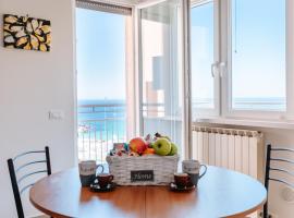 DONNA APOLLONIA home holiday，位于莫诺波利的酒店