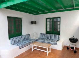 Apartamento Amura en Playa de Las Cucharas，位于科斯塔特吉塞的酒店