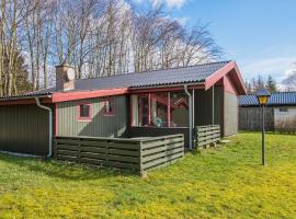 6 person holiday home in Toftlund，位于措夫特隆的酒店