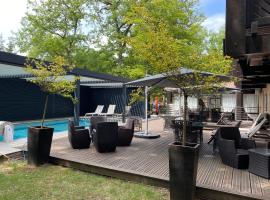 Enzo Hôtels Diane - Logis Amnéville，位于岩尼维利的酒店