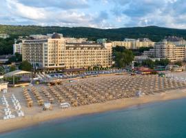 Admiral Hotel - Ultra All Inclusive & Private Beach，位于金沙的酒店