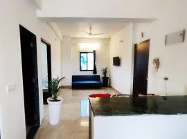 Private room in TicAna 2BHK Small
