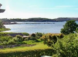 4 person holiday home in Hamburgsund