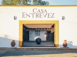 Casa Entrevez，位于瓜达鲁佩镇Monte Xanic酿酒厂附近的酒店