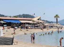 Le Côte d'Azur，位于土伦的住宿加早餐旅馆