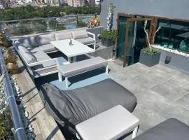 PENTHOUSE GROUP 4 Apartments