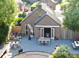 Recreatiewoning Maas en Waal 191，位于Ewijk的酒店