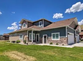 Modern Swan Valley Townhome with Walking Trails