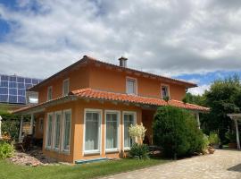 Villa Toskana Wohnung 1，位于瓦克斯多夫的酒店