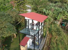 Cristal House Glamping at Villa Migelita Ecolodge，位于帕尔米拉的酒店