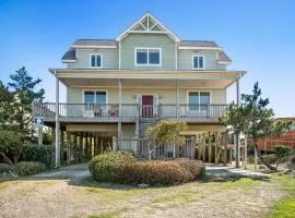 Azohva by Oak Island Accommodations