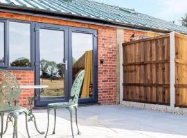 Muntjac View, Beechcroft Barns, Cawston, Norfolk