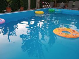 Casa Pestera Ponicova，位于杜博瓦乡的酒店