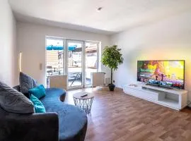 Gemütliche 2-Zimmer Wohnung - Balkon - Parkplatz - Smart TV - Arbeitsplatz