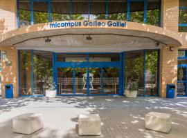 Albergue Juvenil Colegio Mayor Galileo Galilei，位于瓦伦西亚的酒店