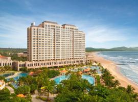 Holiday Inn Resort Ho Tram Beach, an IHG Hotel，位于后川的Spa酒店