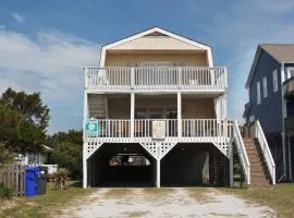 BeachyPeachyKeen by Oak Island Accommodations