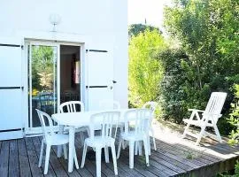 Maison Duplex 6 Pers, Terrasse, BBQ, Animaux Bienvenus, Domaine du Rouret, Parking, Proche Commodités - FR-1-382-43