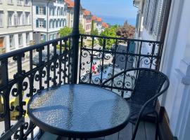 Appartment- Suite im Hotel Krone mit Seeblick，位于海登的公寓