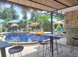 Kuarta Resort Samui，位于莱姆索塔的宠物友好酒店