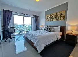 Casa HJP - Rooftop Pool, Gym, Balconies,