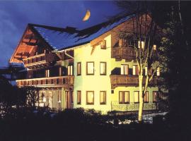 山景运动旅馆，位于瓦格赖恩的家庭/亲子酒店