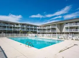 Southern Shores Villas by Oak Island Accommodations