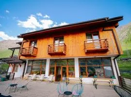 Alpenhaus Kazbegi Hotel & Restaurant