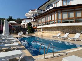 NATURELLA APART HOTEL，位于凯麦尔的公寓式酒店
