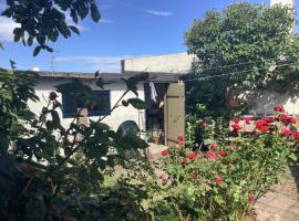 Holiday home Allinge XXV，位于阿灵厄的酒店