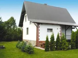 Holiday home with garden, close to the lake