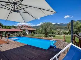 4 Bedroom Amazing Home In Pietrasanta