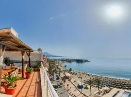 Holidays2Fuengirola Duplex with stunning sea view, terraces,1st line beside port