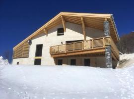 Chalet de 6 chambres a Valmeinier a 500 m des pistes avec jardin amenage et wifi，位于瓦尔梅尼耶的酒店